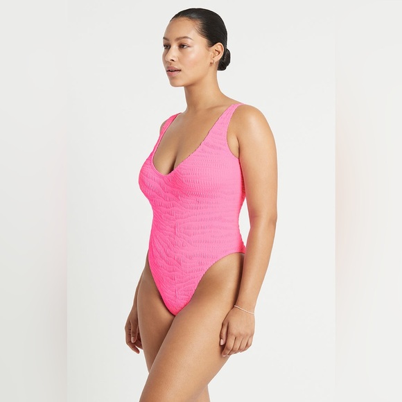 Bond-eye mara one piece, Pink Tiger, $175 - Picture 7 of 15